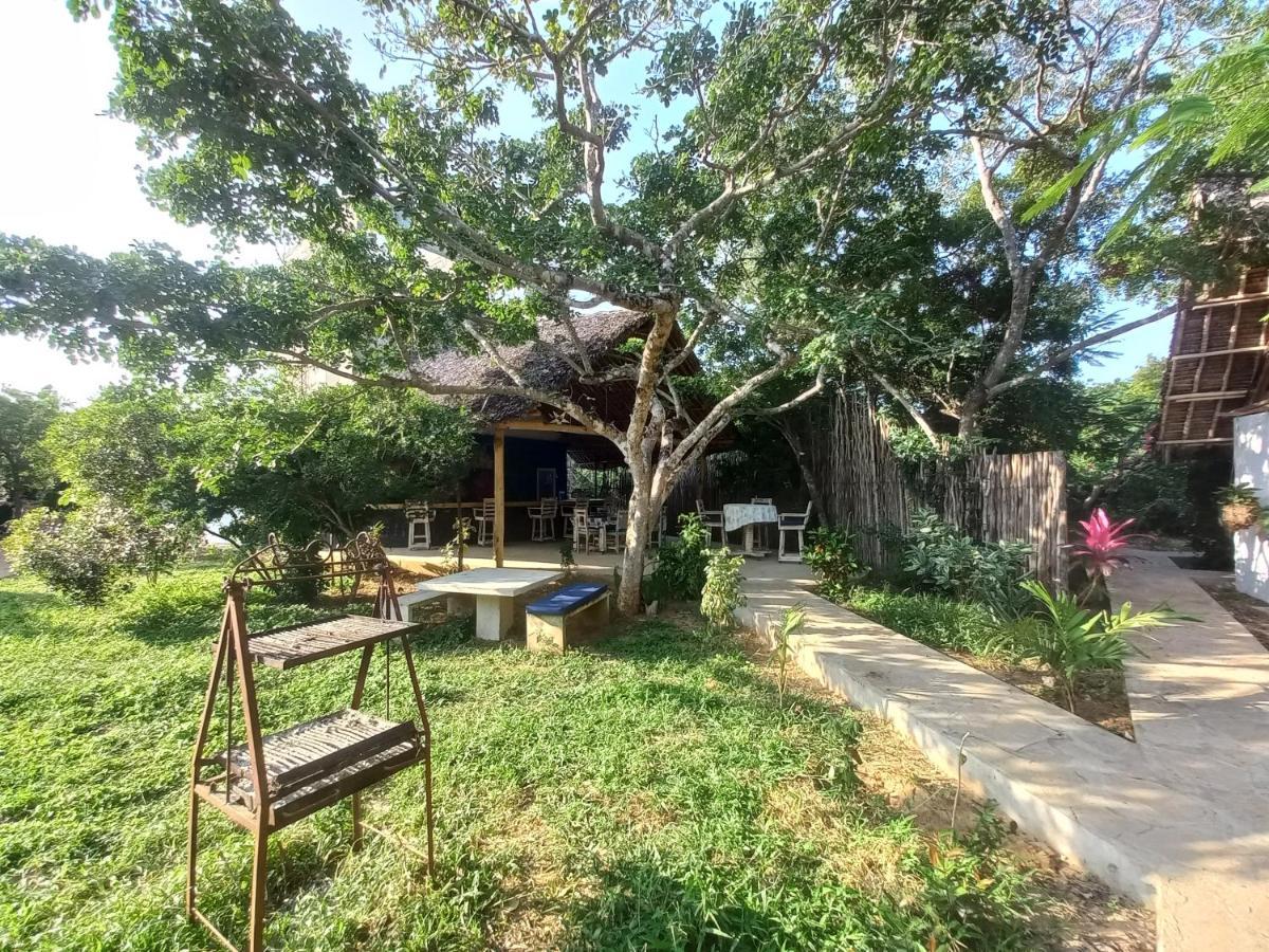 Watamu Beach Cottages B&B Eksteriør billede