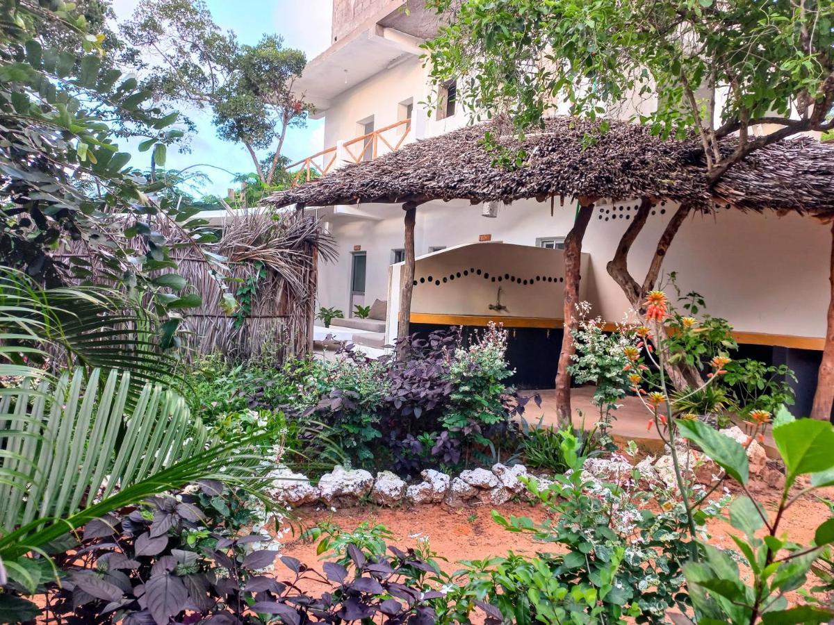 Watamu Beach Cottages B&B Eksteriør billede